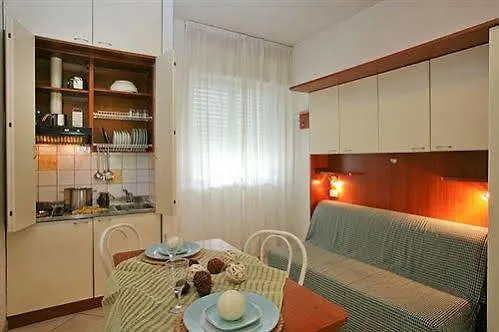 *** アパートホテル Residence Nautic リミニ イタリア