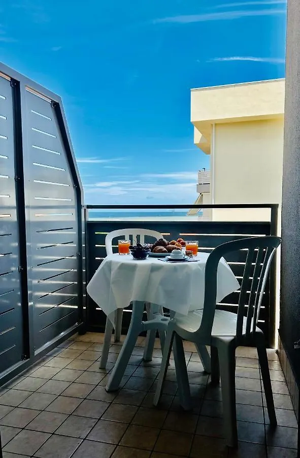 Residence Nautic Rimini Italien