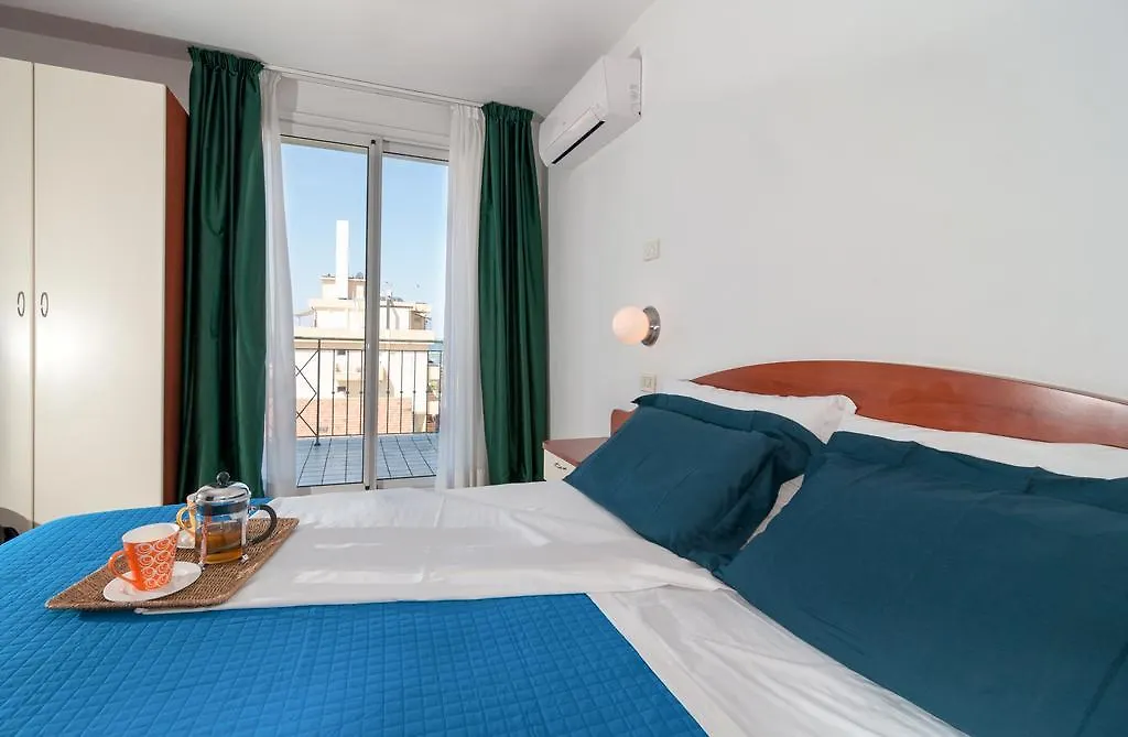Residence Nautic Rimini 3*,